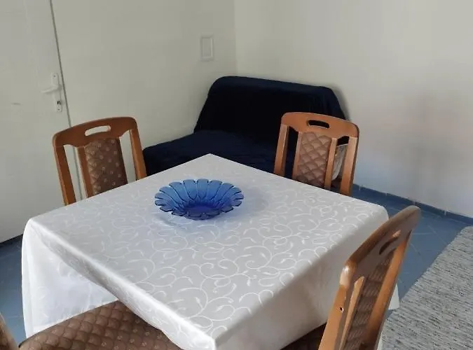 Kuca Za Odmor Duranovic アパート