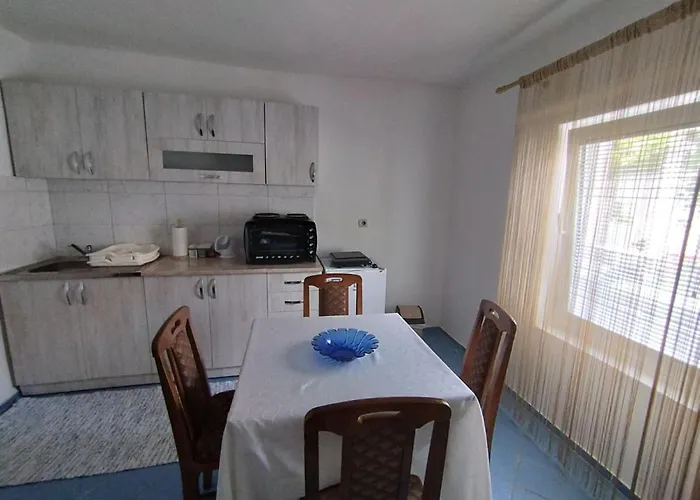 Kuca Za Odmor Duranovic アパート *